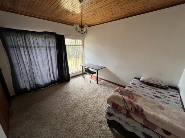 Room 02, Single, 194 Paul Kruger Street - Image 4